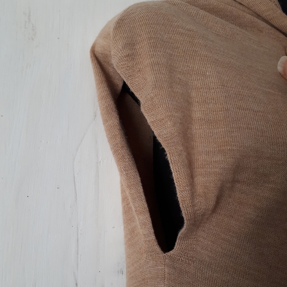 Beige Coldwater Creek Sweater Vest Size Small 4-6 - Picture 3 of 5